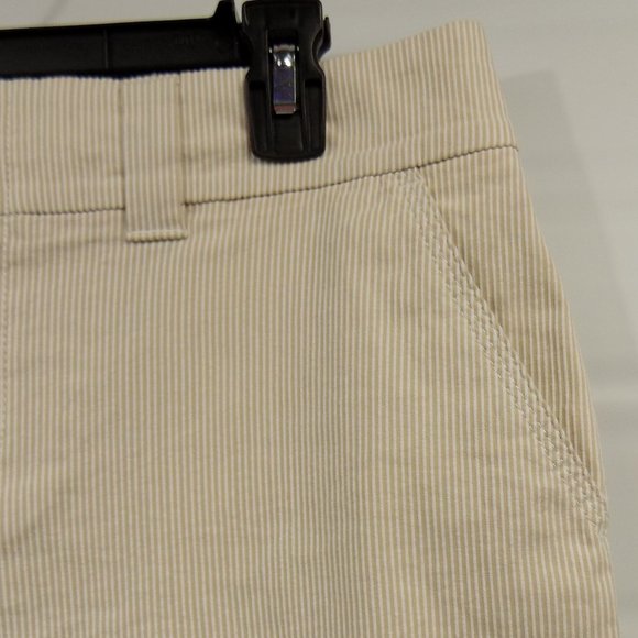 Tommy Hilfiger Raised Pinstripe Shorts Size 10 - Picture 4 of 6